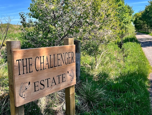 The Challenger Estate - Lodge