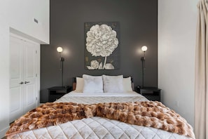 3 habitaciones, decoración personalizada y muebles diferentes 