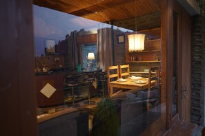 Vila standard, vista para a montanha | Cozinha privada