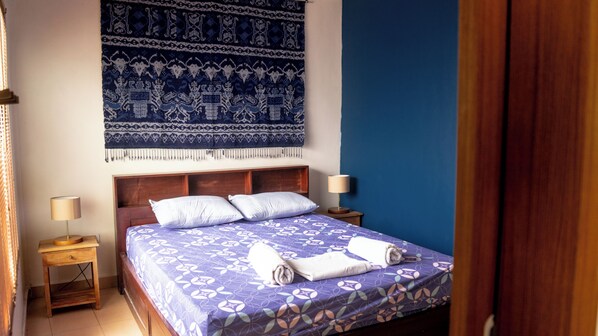 1 bedroom, WiFi, bed sheets