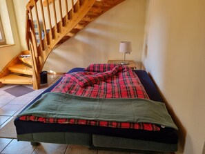 2 bedrooms, free WiFi, bed sheets