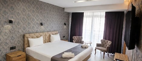 Standard Double Room, City View | Free WiFi