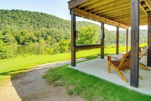 House (3 Bedrooms) | Front of property