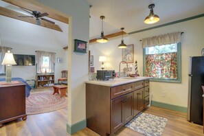 Apartment (0 Bedroom) | Interior - Walk to Park & River: Dog-friendly Cambridge Gem (Cambridge)