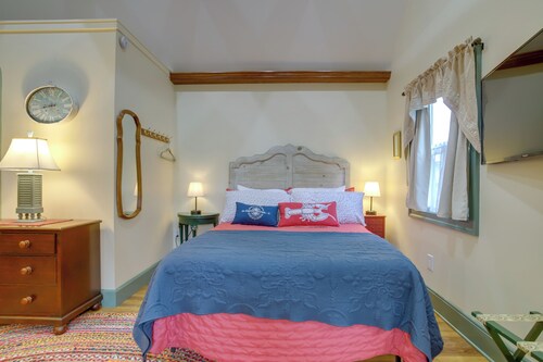 Walk to Park & River: Dog-friendly Cambridge Gem