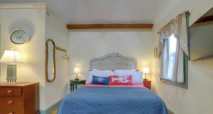 Walk to Park & River: Dog-friendly Cambridge Gem