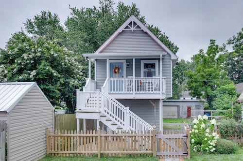 Walk to Park & River: Dog-friendly Cambridge Gem