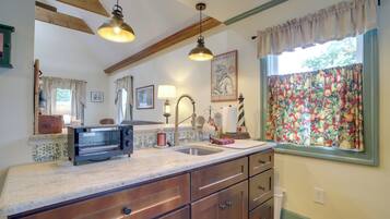 Apartment (0 Bedroom) | Interior