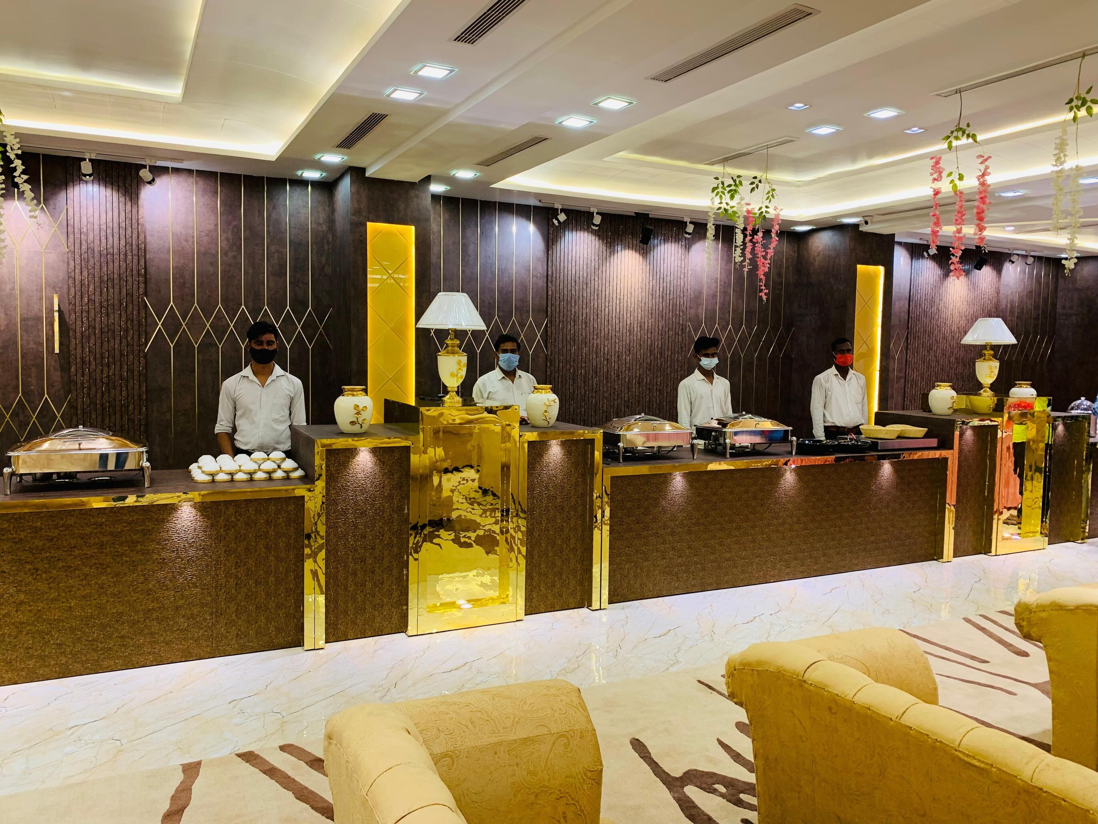 Banquet hall