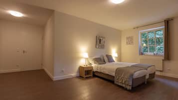 8 chambres, Wi-Fi, draps fournis