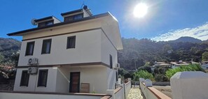 Exterior - Natural wonder, Turunç offers a peaceful and enjoyable holiday in nature. (Turunç)