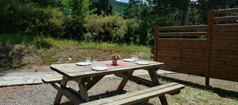 Gites de l'Aigle in the heart of the Montclar resort between lake and mountains!