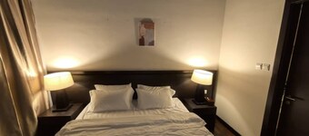 Golden Palm Tree Sepang Luxury Homestay