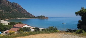 CVM: Nature and Relaxation with sea view, 2 steps from the beach, friends or families