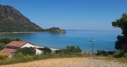 CVM: Nature and Relaxation with sea view, 2 steps from the beach, friends or families