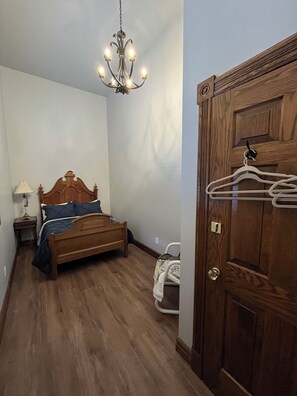 9 chambres, fer et planche Ă repasser, Wi-Fi, draps fournis