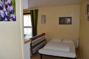 1 bedroom