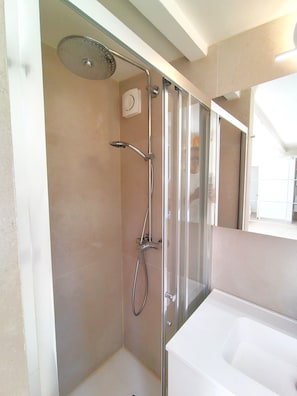 Dusche, HandtĂŒcher