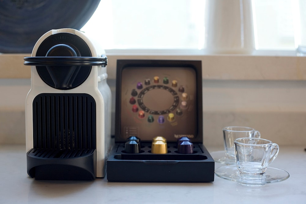 Molcho Neve Tzedek Apartments by Master by null