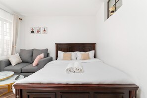 1 chambre, fer et planche à repasser, Wi-Fi, draps fournis
