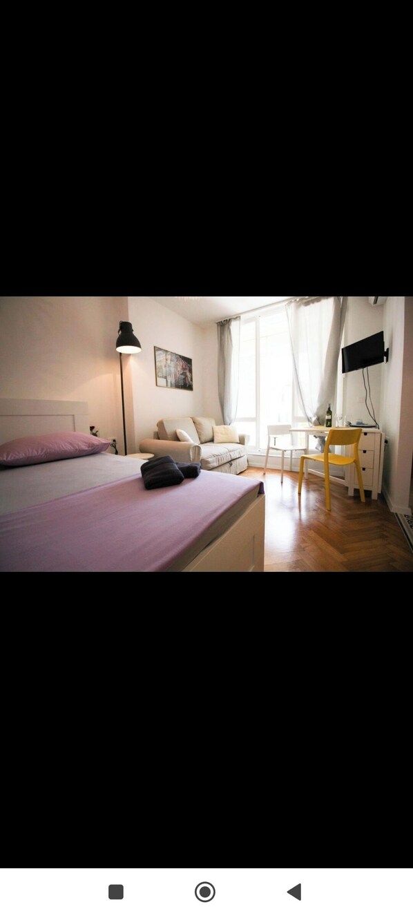 1 bedroom, iron/ironing board, WiFi