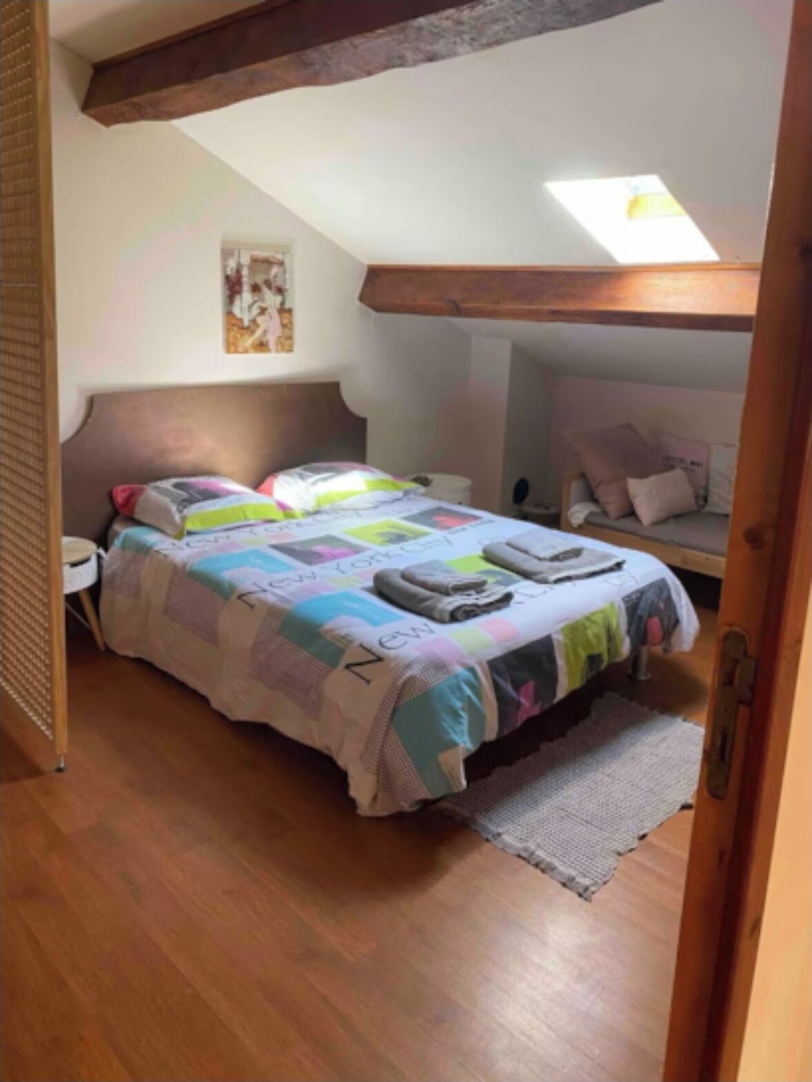 2 chambres, fer et planche à repasser, draps fournis