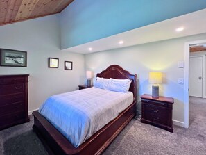 3 bedrooms, internet, bed sheets