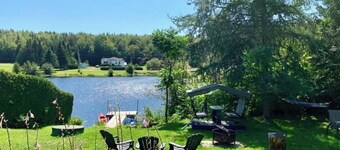 Chalet Familial Lac Therrien. Peace and pleasure for you and your family!