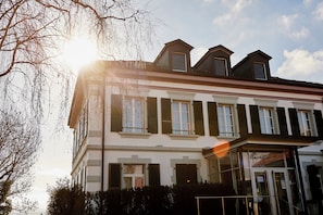 Fachada de la propiedad