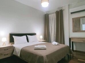 Apartment, 2 Bedrooms, Balcony - Elegant Modern Apartment in Heart of Marousi (Marousi)