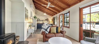 Jamieson Cottage 2 - By the River