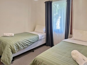2 bedrooms, free WiFi, bed sheets