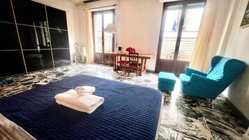 1 camera, ferro/asse da stiro, Wi-Fi gratuito, lenzuola