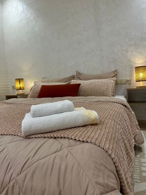 2 chambres, Wi-Fi, draps fournis