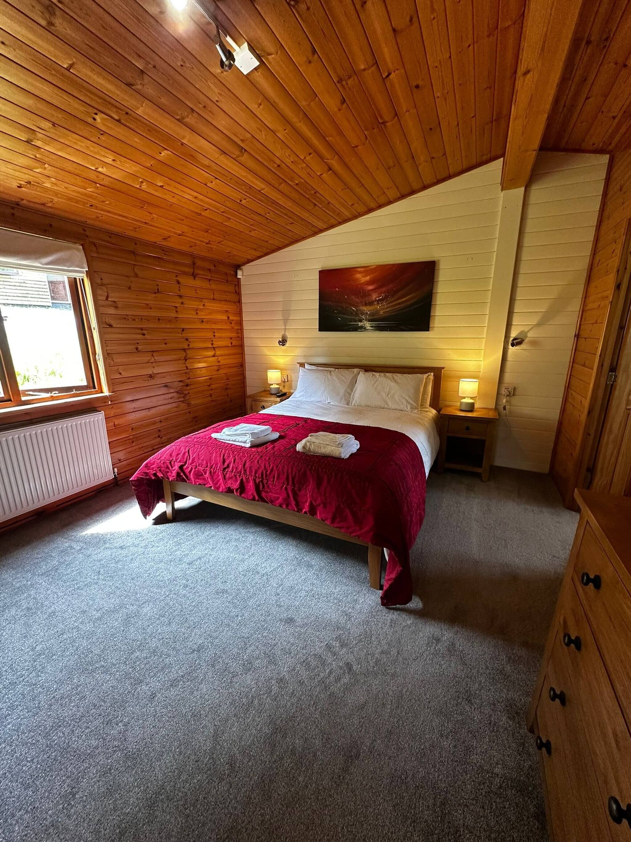 Cabin, 3 Bedrooms, Smoking, Hot Tub | 3 bedrooms