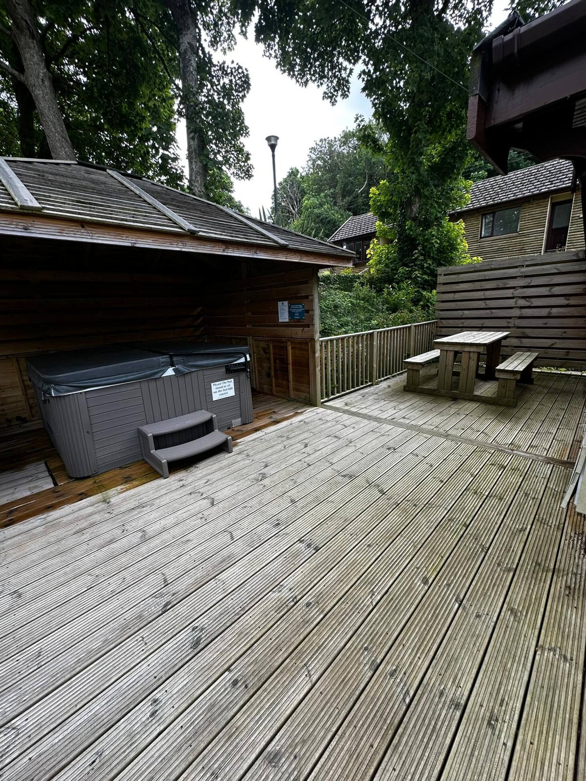 Cabin, 3 Bedrooms, Smoking, Hot Tub | Outdoor dining