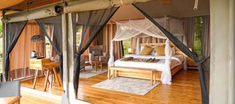 Wildlux Serengeti Camp