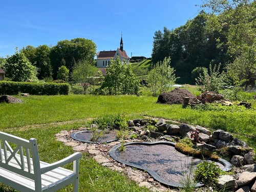Vacation home on the Rennsteig directly on the Rennsteig, near the Wartburg, surrounded by greenery