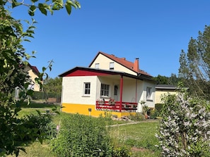 Exterior - Air-conditioned vacation home on the Rennsteig with a terrace and large garden (Gerstungen)