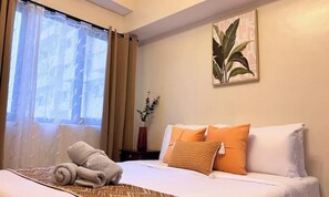 1 bedroom, iron/ironing board, WiFi, bed sheets