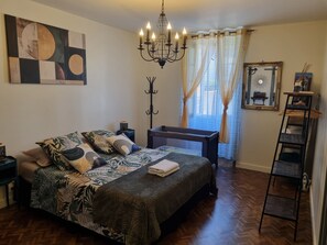 1 bedroom, iron/ironing board, free WiFi, bed sheets - Super offer -25% from 12/09 to 12/31/2024 Le cocon Charentais (Saint-Même-les-Carrières)