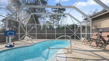 Hus | Pool | Sæsonbestemt udendørs pool