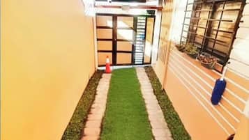 Bungalow, 3 Bedrooms, Smoking, Balcony | Garden