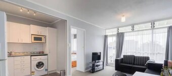 Cosy Apartment Birkenhead| by Furnished Rentals