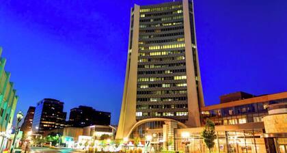Family-friendly Stamford Downtown Delight