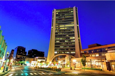 Family-friendly Stamford Downtown Delight