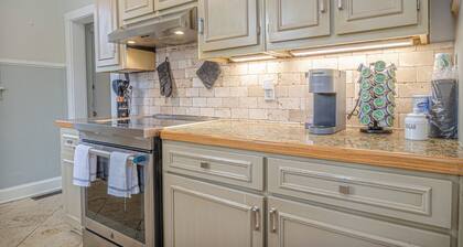 Spacious 3BR Midtown Home - Grad Family