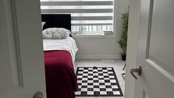 1 bedroom, free WiFi, bed sheets