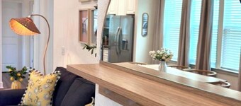 The Citrus Suite | Upscale Near UF/Downtown