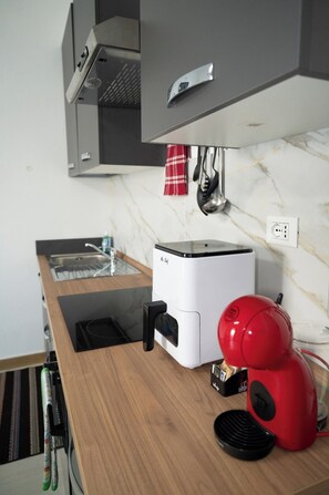 Fridge, oven, stovetop, coffee/tea maker - Cozy vacation home, modern amenities and guaranteed relaxation. We are waiting for you! (Siracusa)